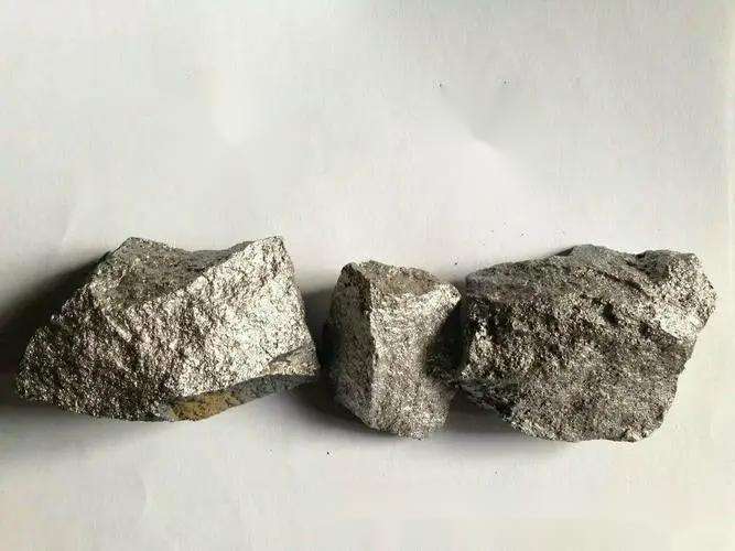 페모 60은 캐스팅을 위해 몰리브덴 합금을 다림질합니다